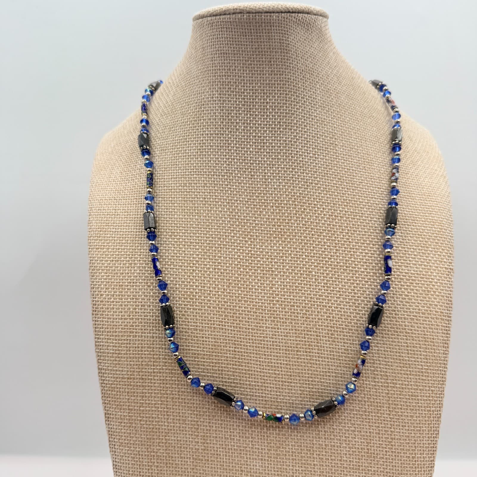 Vintage 90s Hematite Blue Glass Beaded Necklace Boho Women's Fashion Jewelry