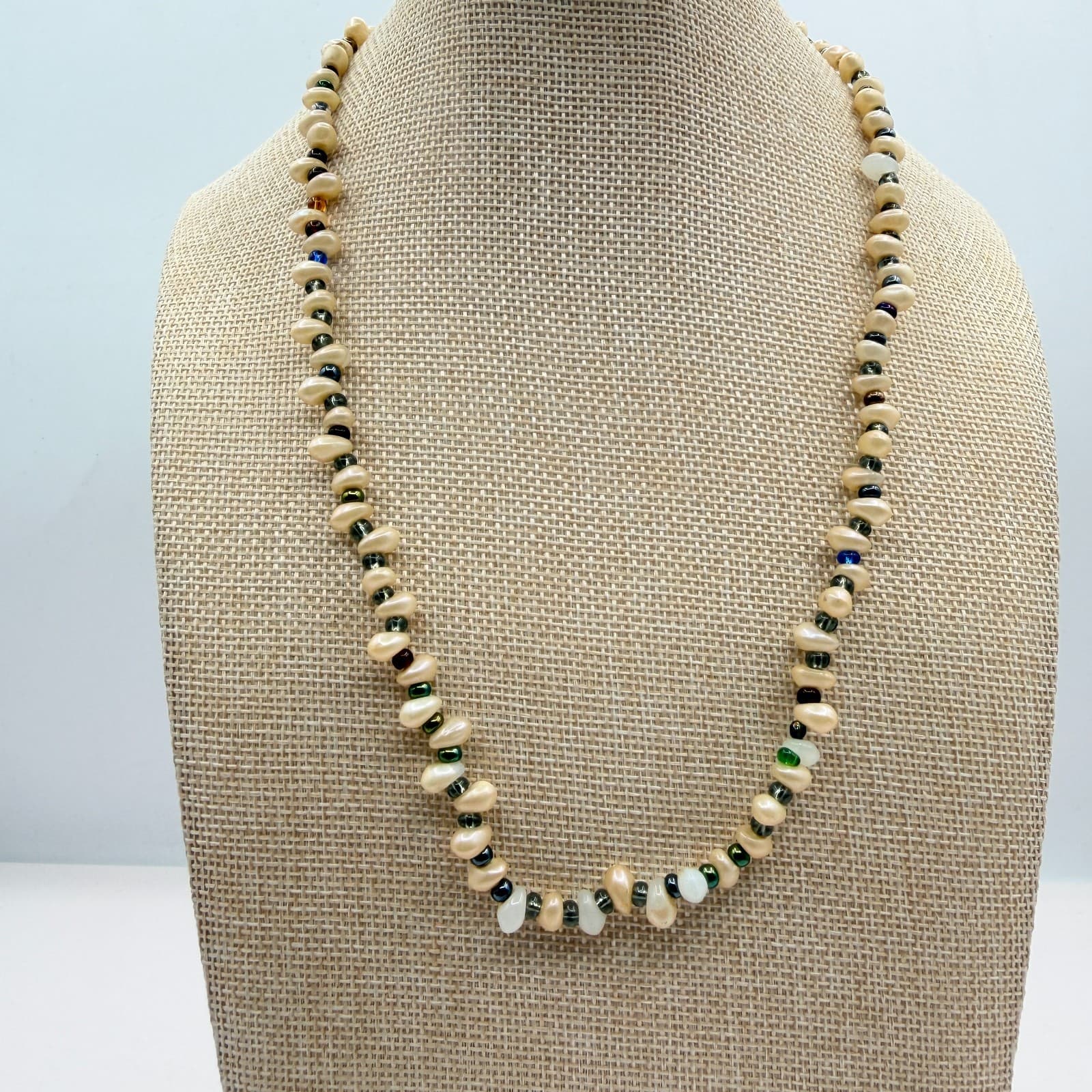 Vintage Faux Freshwater Pearl Necklace White Multi Color Beaded Chunky Statement