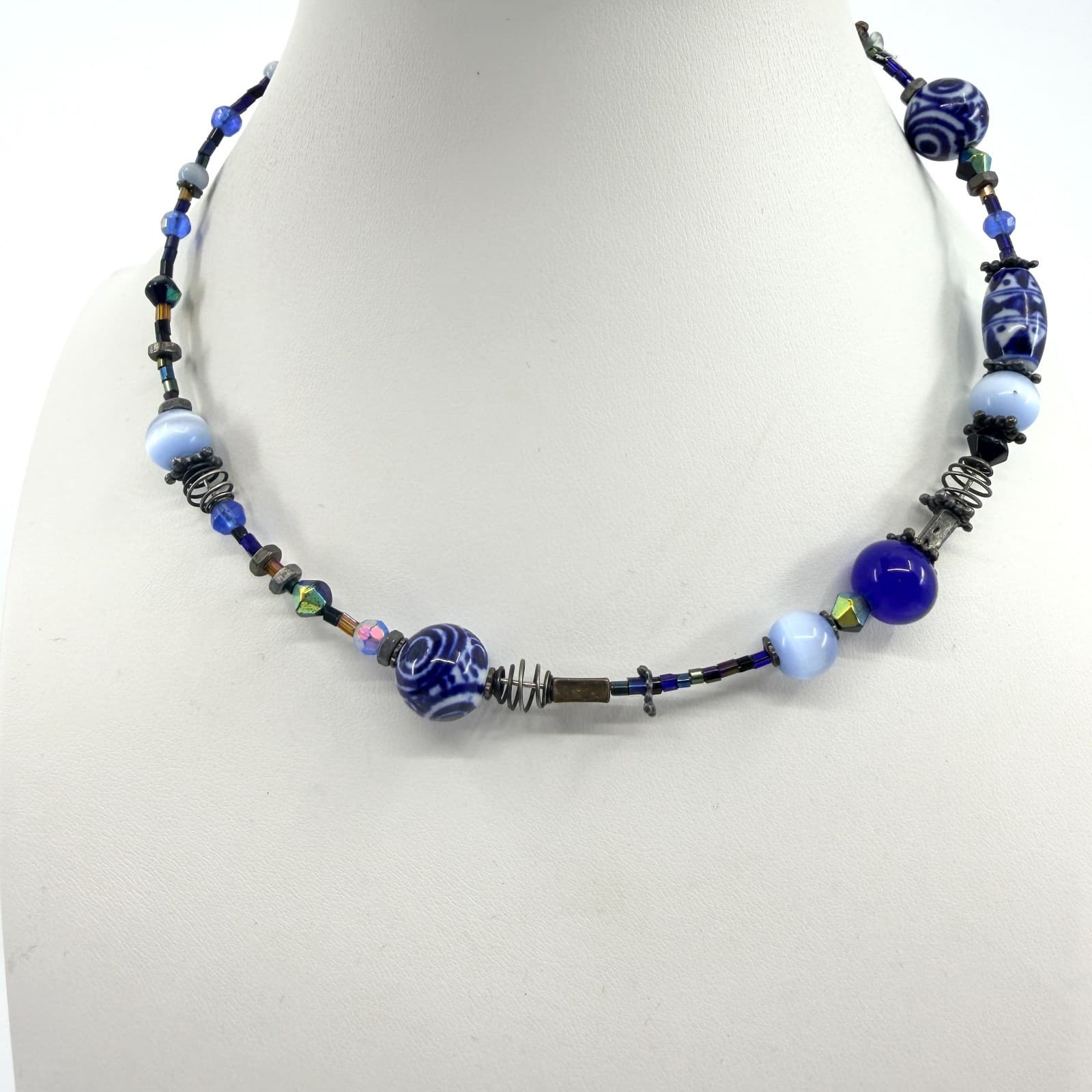 Vintage Artisan Blue Glass Beaded Necklace Asymmetrical Boho Eclectic Artsy Y2K