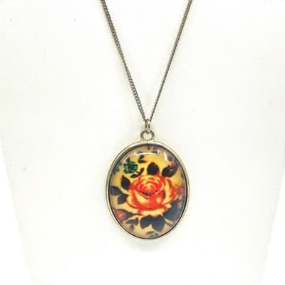 Vintage Russian Khokhloma Style Oval Rose Pendant Necklace Hand Painted Floral