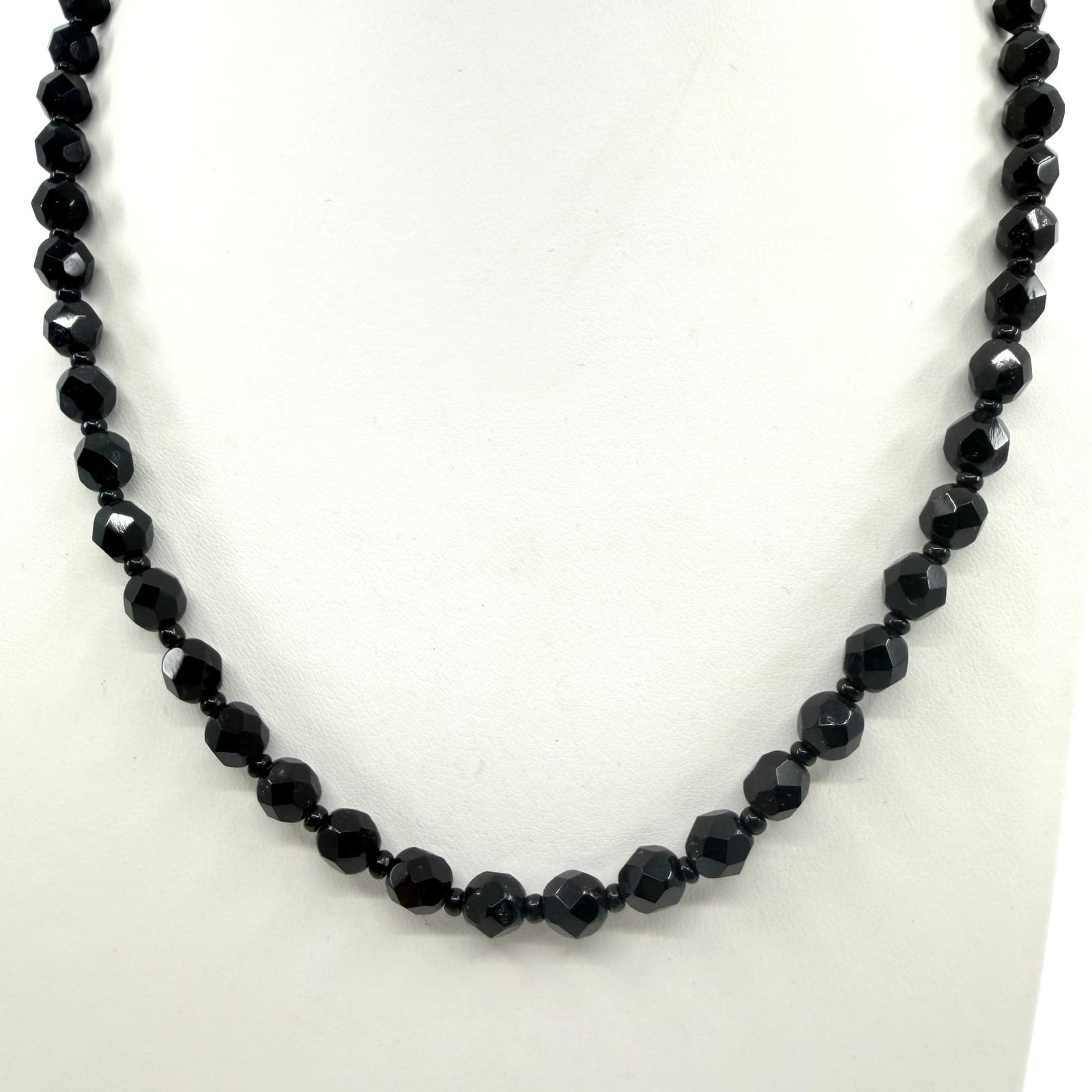 Vintage Black Beaded Necklace Faceted Glass Crystal Graduated Statement Retro 90