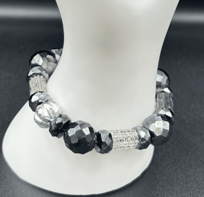 Vintage Bohemian Chic Black & Clear Beaded Bracelet Stretch Y2K 90s 2000s