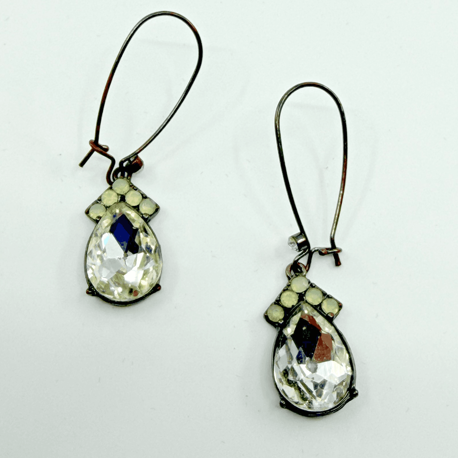Vintage Y2K Clear Teardrop Crystal Drop Wire Earrings Antiqued Gunmetal Boho