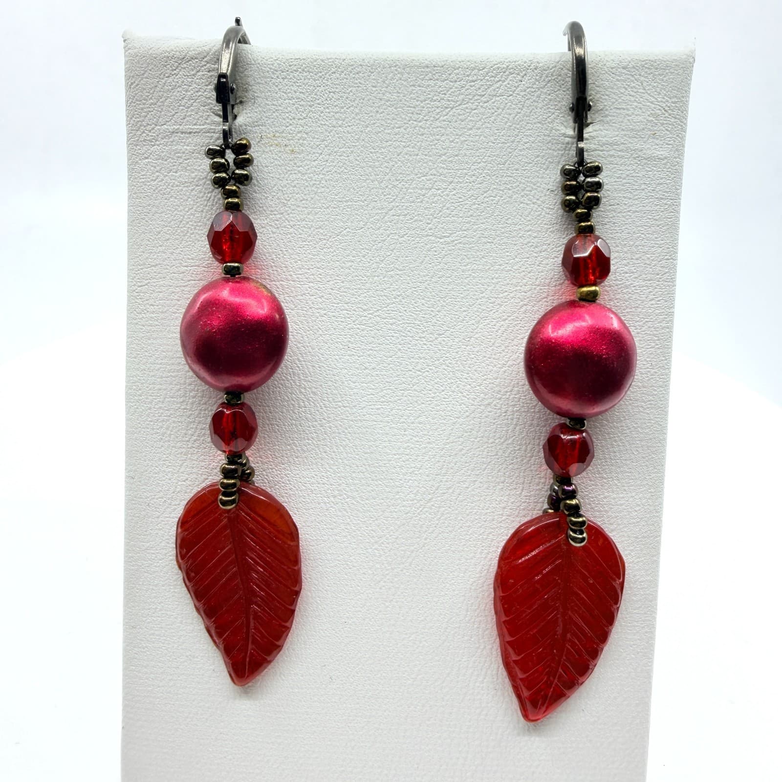 Vintage Y2K Red Beaded Leaf Dangle Earrings Boho Satin Finish Leverback Hinged