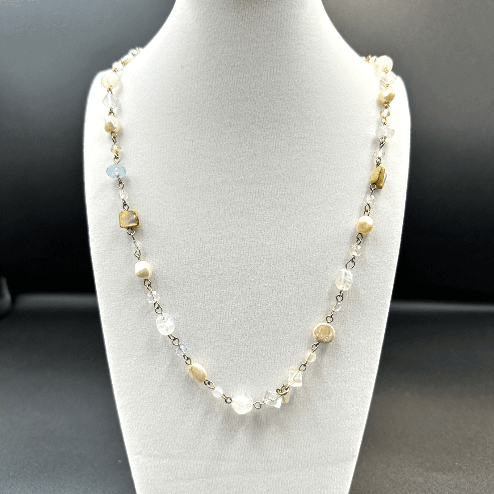 Cookie Lee Gold-Tone Mother-of-Pearl Beaded Fashion Modern Link Chain Necklace
