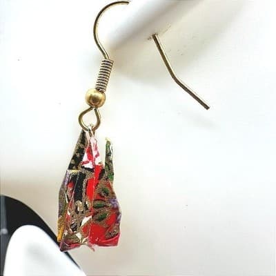 Vintage 90s Gold Tone Handmade Origami Paper Dangle Earrings Japanese Floral Red