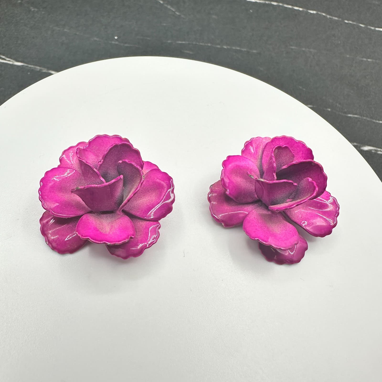 VTG Long Drop Earrings Purple Layered Flower Faceted Bead Silver Tone Dangle