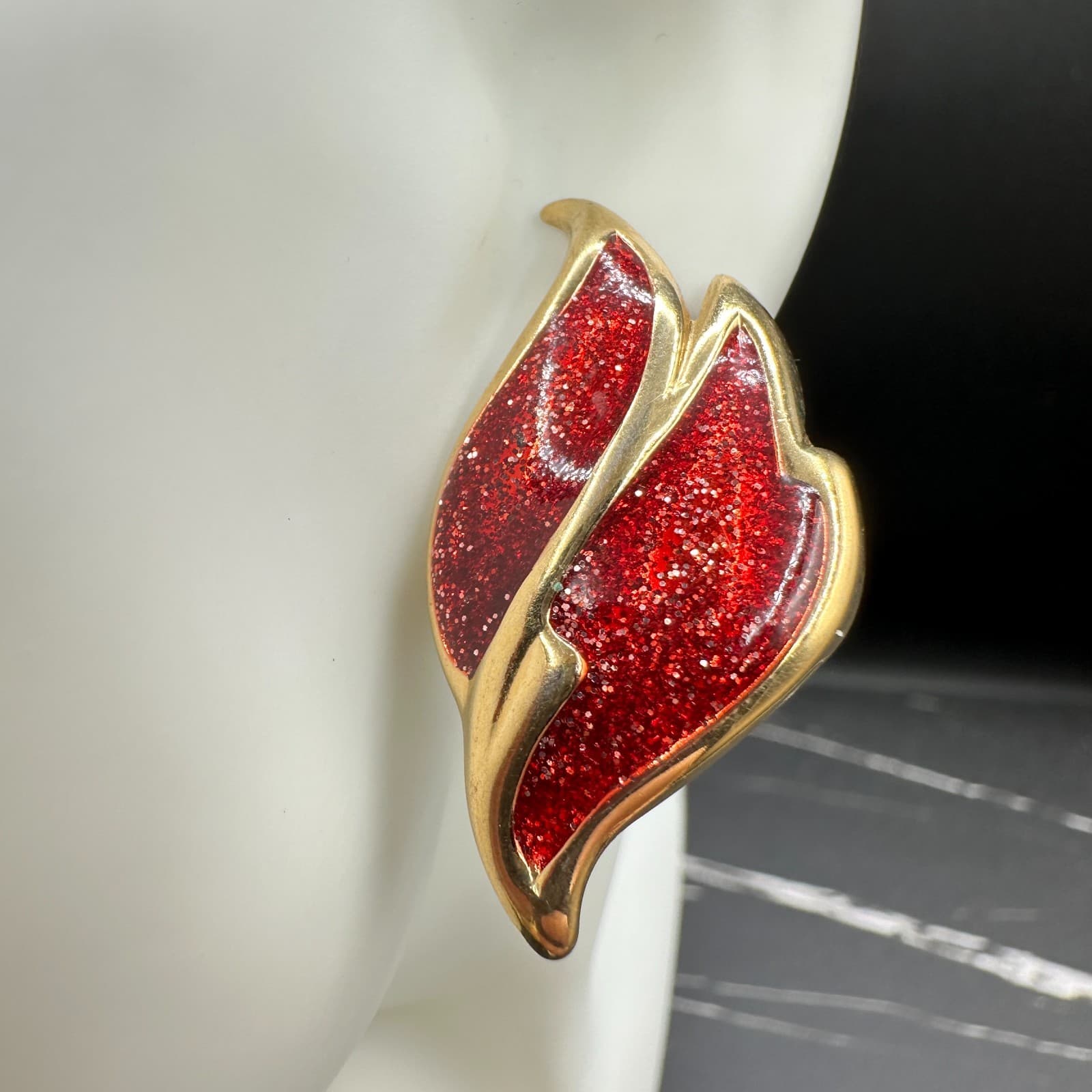 Vintage Gold-Tone Resin Aluminium Red Glitter Enamel Flame Pierced Earrings