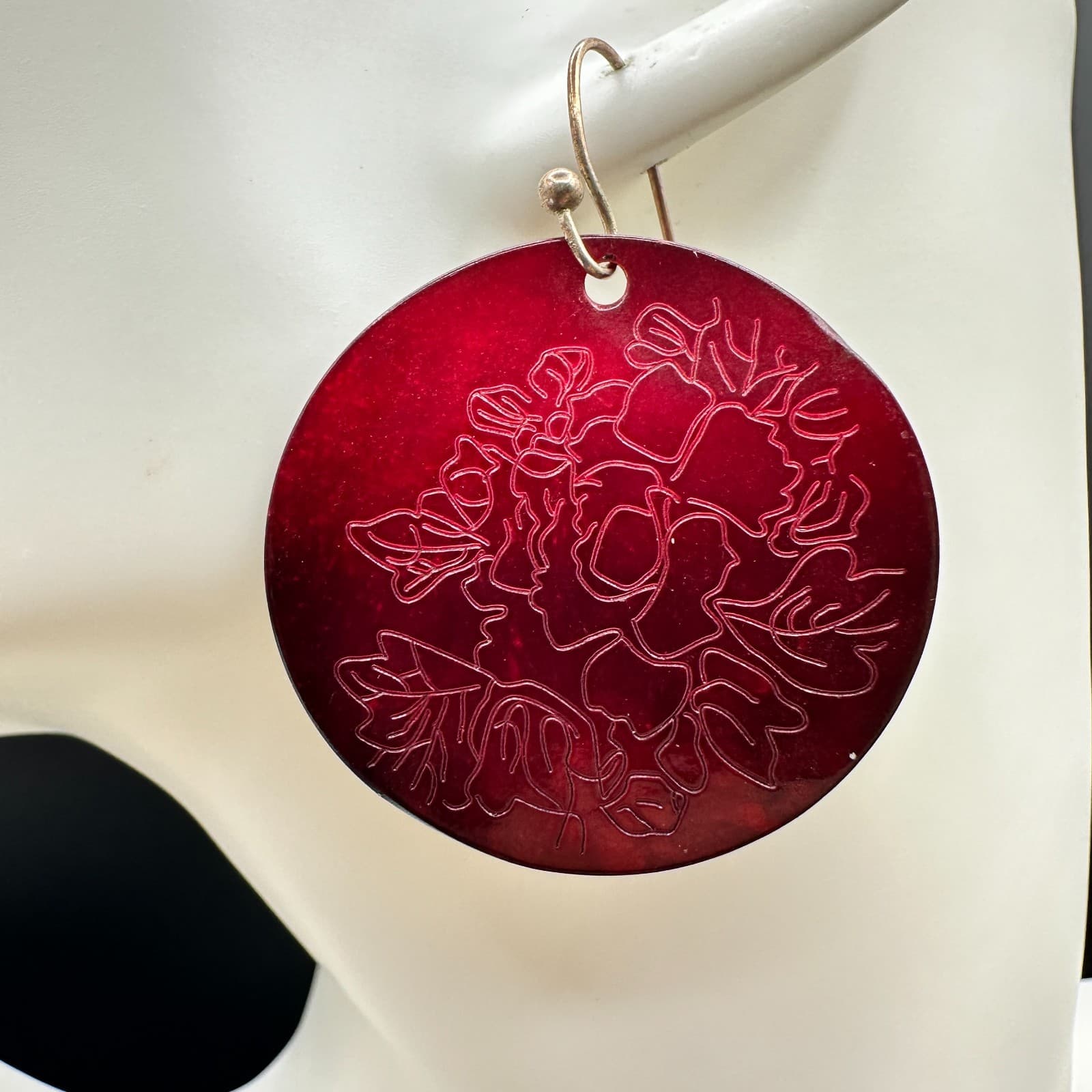 Boho Red Classic Modern Etched Engraved Floral Dyed Shell Disc Dangle Earrings