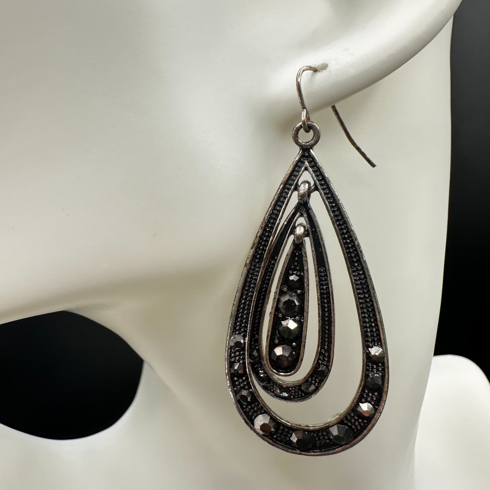 Vtg Silver Tone Teardrop Dangle Earrings Black Rhinestones Statement Jewelry