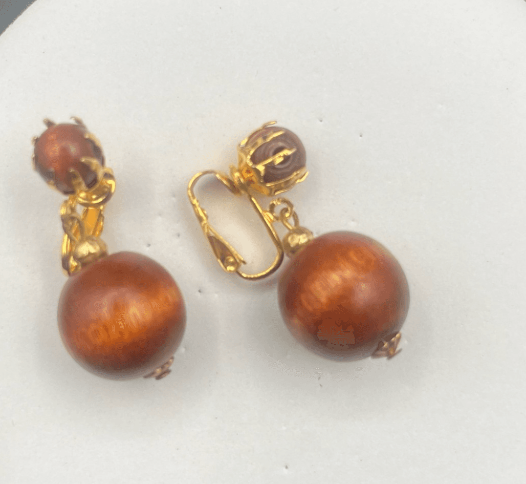 Vintage 80s Brown Bead Faux Pearl Dangle Drop Clip-On Earrings Boho Gold Tone