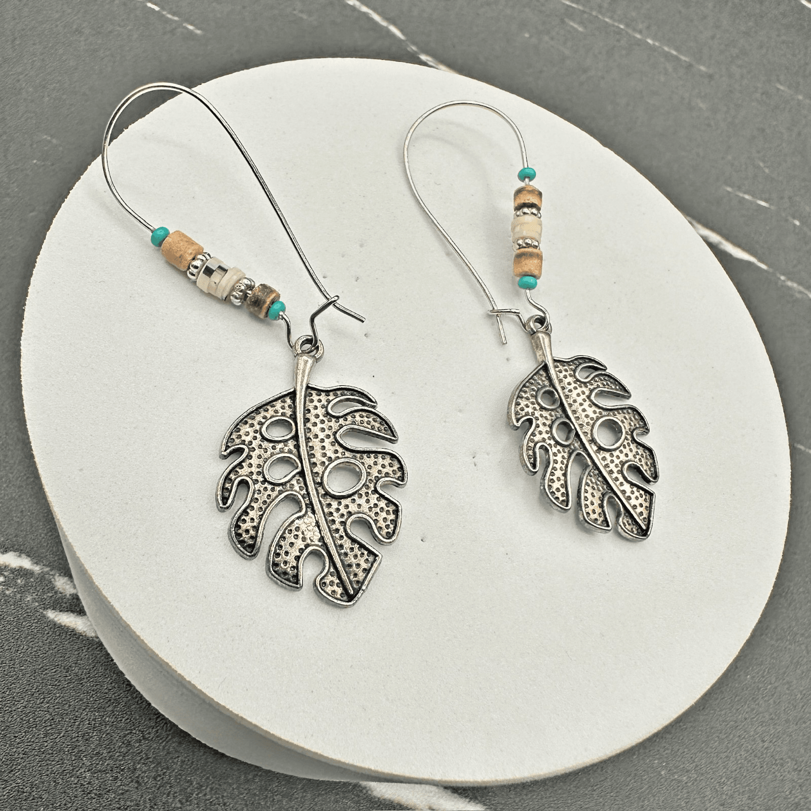 Vintage Boho Dangle Earrings Monstera Leaf Wood Shell Beads Silver Tone