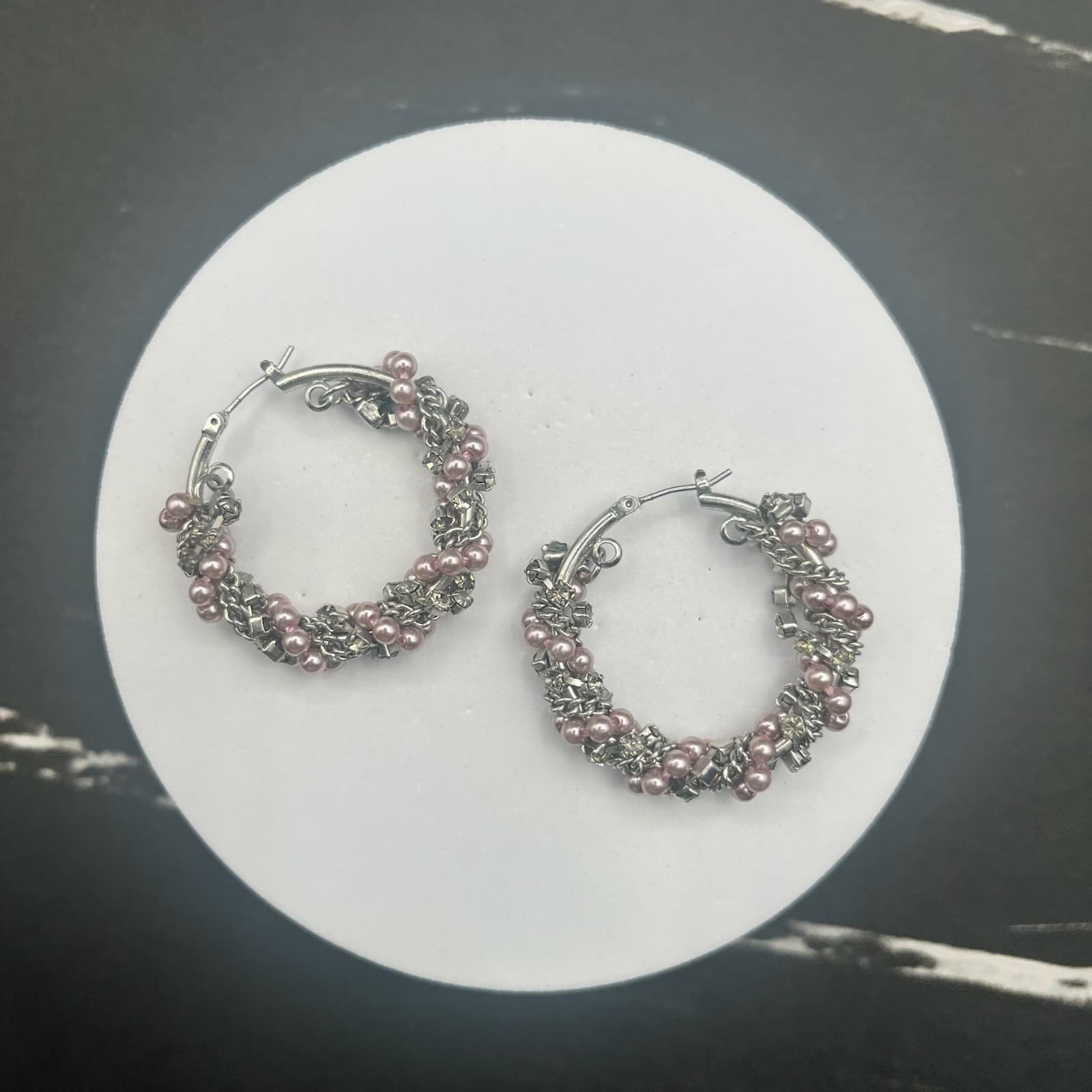 Vintage Y2K Hoop Earrings Silver-Tone Pink Faux Pearl Chain Statement 1.25"