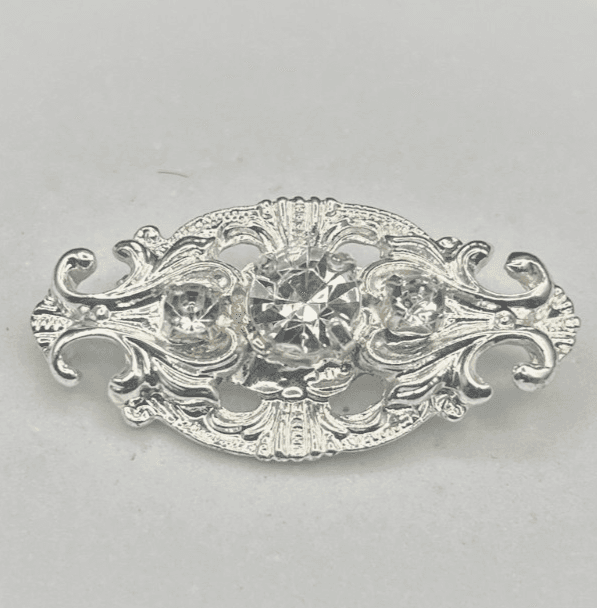 Vintage 80s Silver Tone Clear Rhinestone Filigree Brooch Pin Classic Jewelry