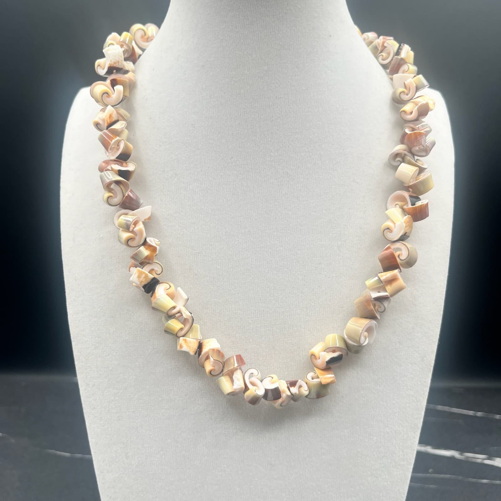 Vintage Real Shell Bead Spiral Heishi Necklace Choker Tan Brown Coastal Beach