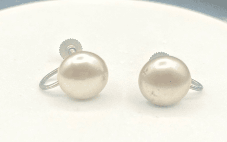 Vintage 90s Silver Tone Button Pearl Earrings Boho Women's Classic Jewelry
