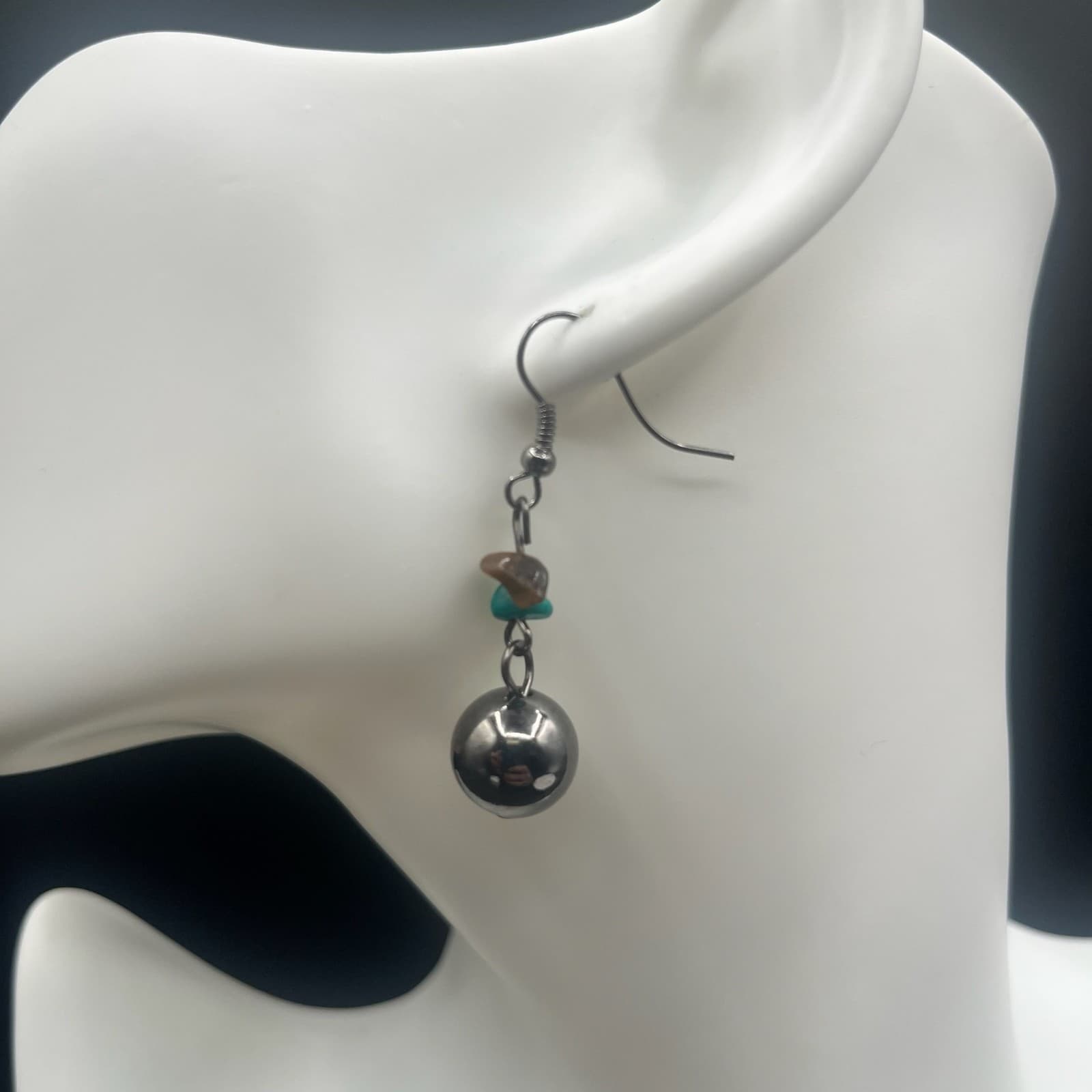 Vintage Tiger’s Eye & Dyed Quartz Dangle Earrings Silver Ball Boho Artisan
