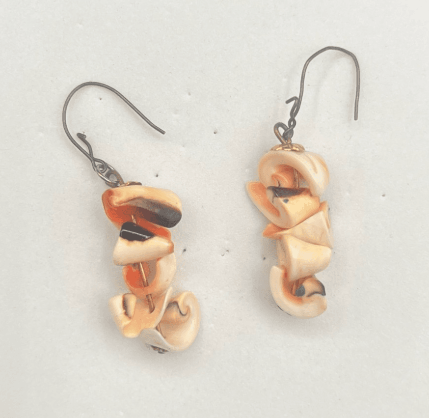 Vintage Y2K Natural Shell Chip Dangle Earrings Jewelry Beach Cowrie Fish Hook