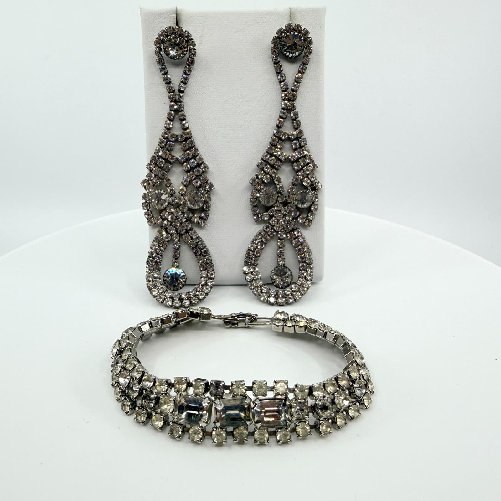 Vintage Silver Tone Smoky Grey Rhinestone Jewelry Set Shoulder Duster Earrings
