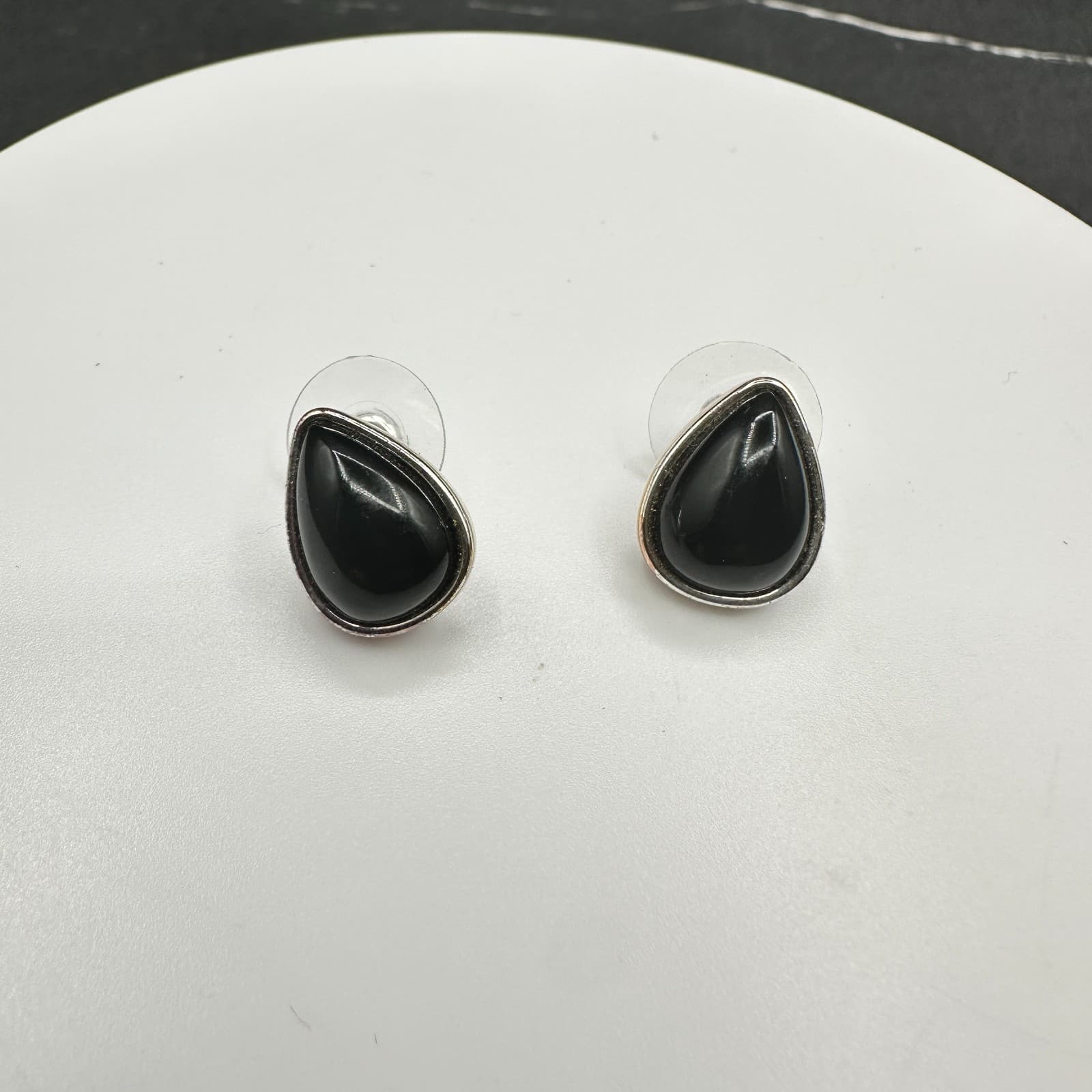 Vintage Napier Silver Tone Black Cabochon Teardrop Stud Earrings Post Modern