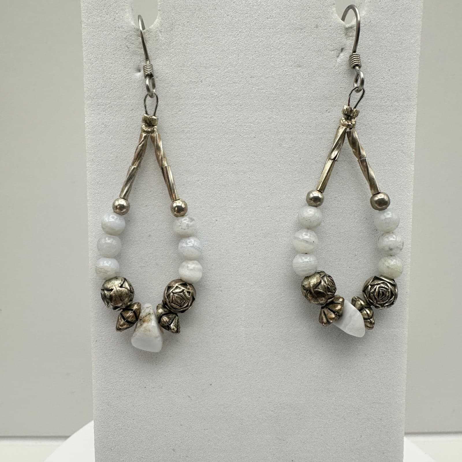 VTG 90s Boho Teardrop White Stone Beaded Earrings Silver Tone Women's Jewelry