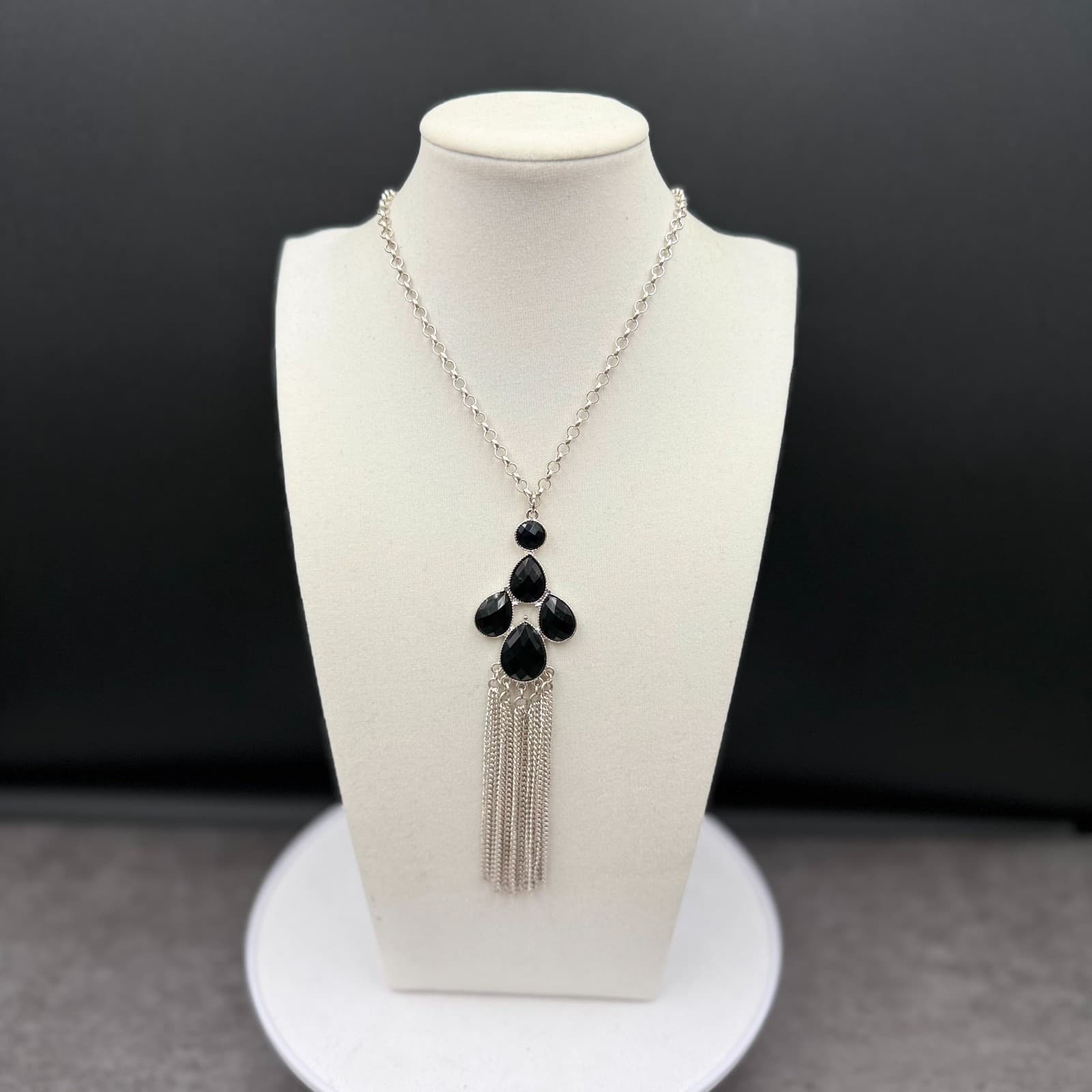 Vintage Silver Black Teardrop Pendant Necklace w/ Chain Tassel Glam