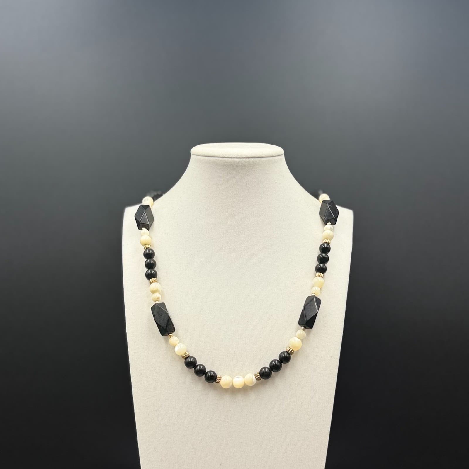Vintage Black Cream Acrylic Faceted Bead Necklace Geometric Retro Chic