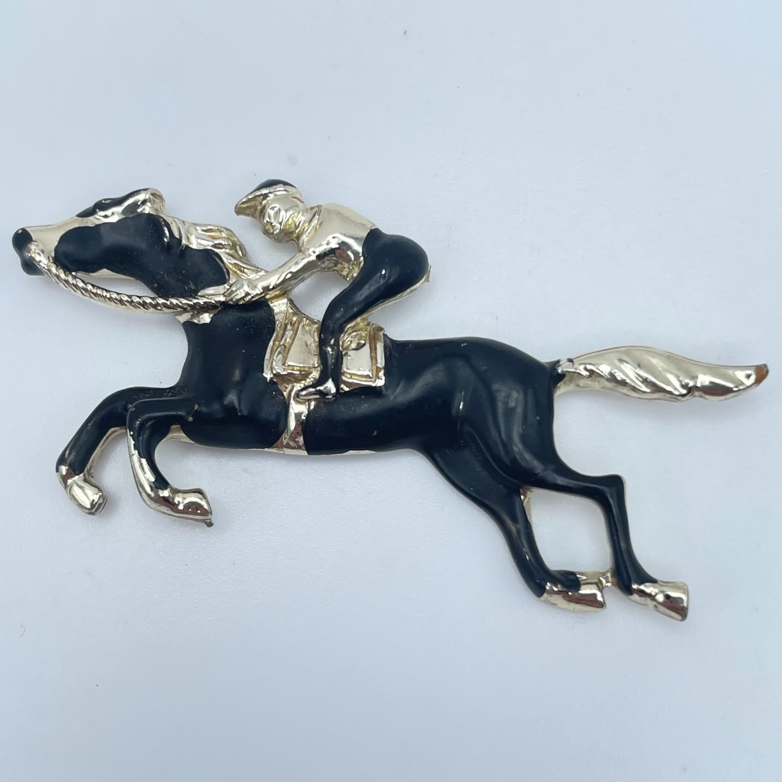 Vintage Y2K Gold Tone Black Enamel Horse and Jockey Badge Classic Jewelry