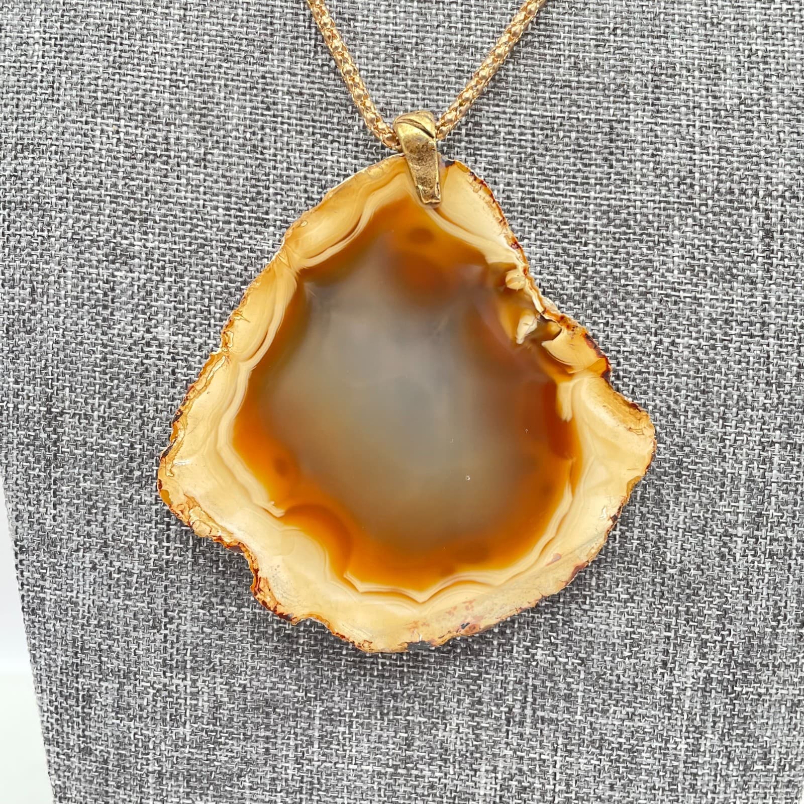 Gold-Tone Popcorn Chain Natural Brazilian Agate Slice Pendant Lobster Necklace