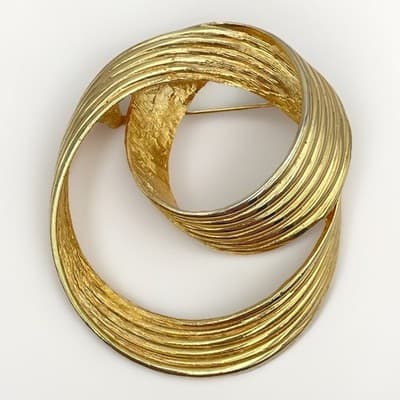Vintage Gold-Tone Metal Engraved Hammered Abstract Swirling Double-Ring Brooch