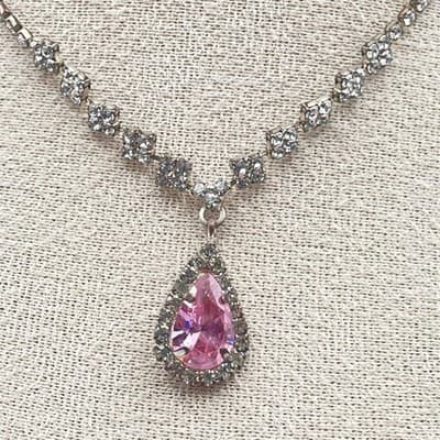 Vintage 90s SilverTone Pink Pear Glass Pendant Necklace Rhinestone Chain Jewelry