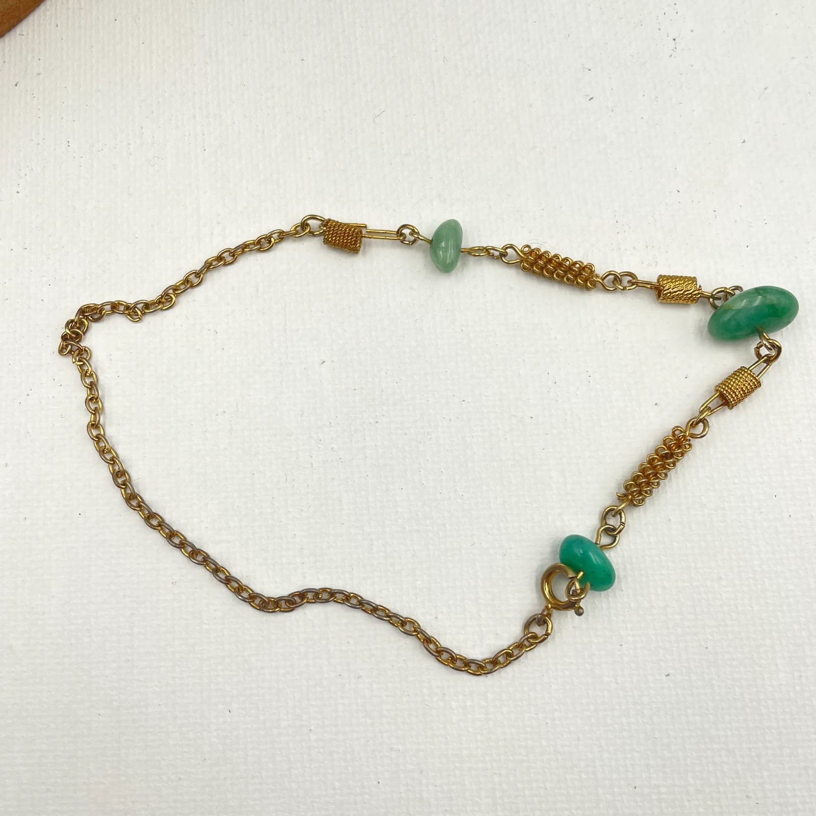 Vintage 90s Gold Tone Green Jadeite Glass Link Chain Bracelet Statement Jewelry