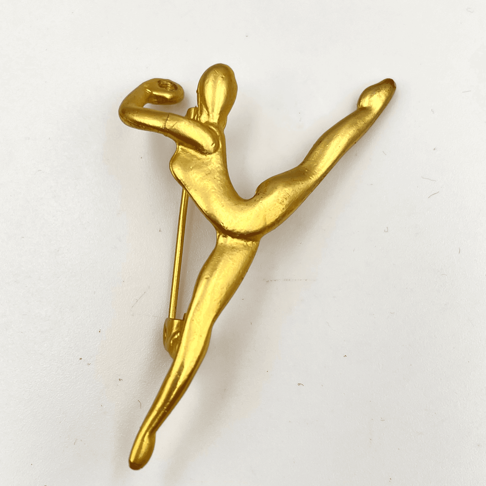 Vintage 90s Gold Tone Gymnast Ballerina Dance Brooch Pin Women's Classic Jewelry