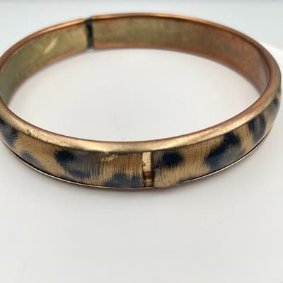 Vintage 90s Leopard Print Bangle Bracelet Gold Tone Boho Classic Fashion Jewelry
