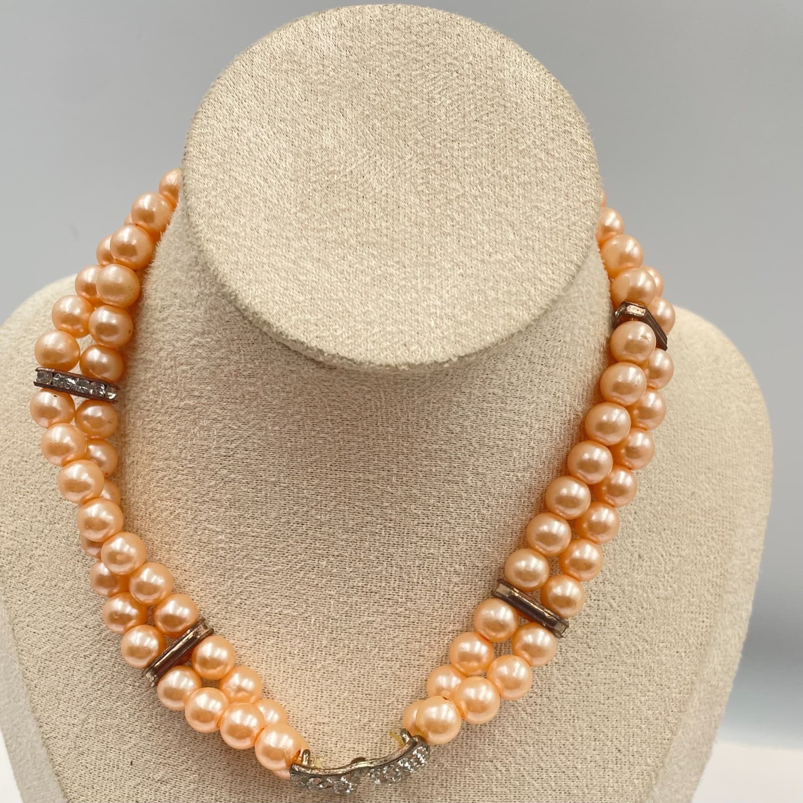 Vintage 2-Row Peach Faux Pearl Choker Necklace Rhinestone Bow Clasp Statement