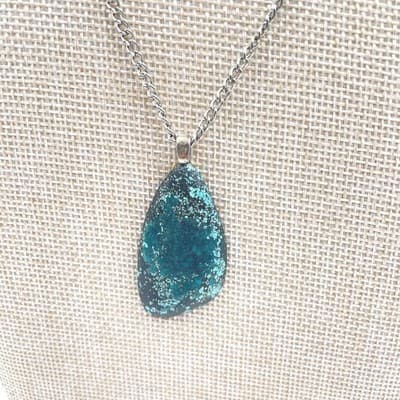 VTG Turquoise Teardrop Pendant Necklace Silver Tone Curb Chain Boho Statement