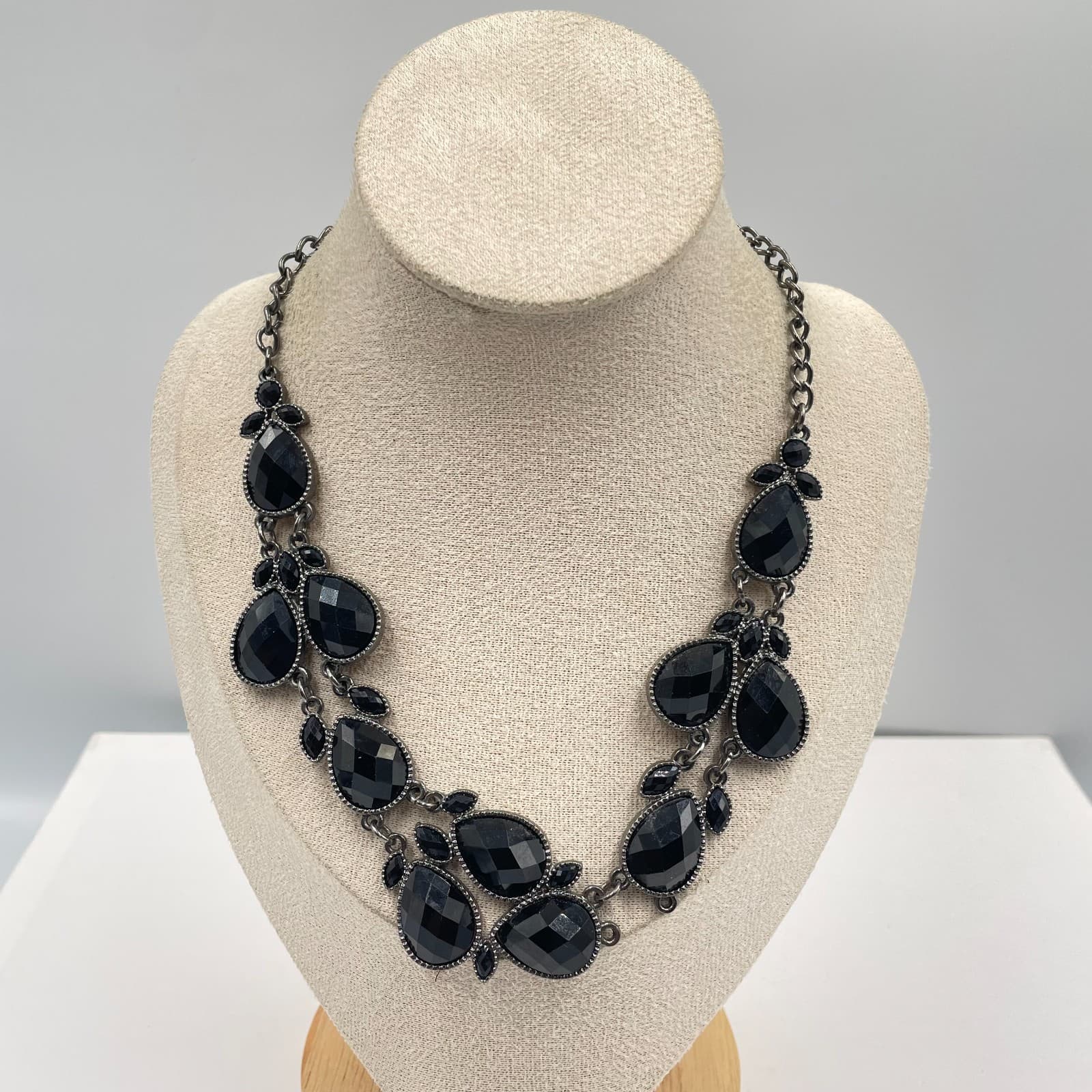 Vintage Statement Necklace Gunmetal Tone Black Faceted Teardrop Bib Cluster