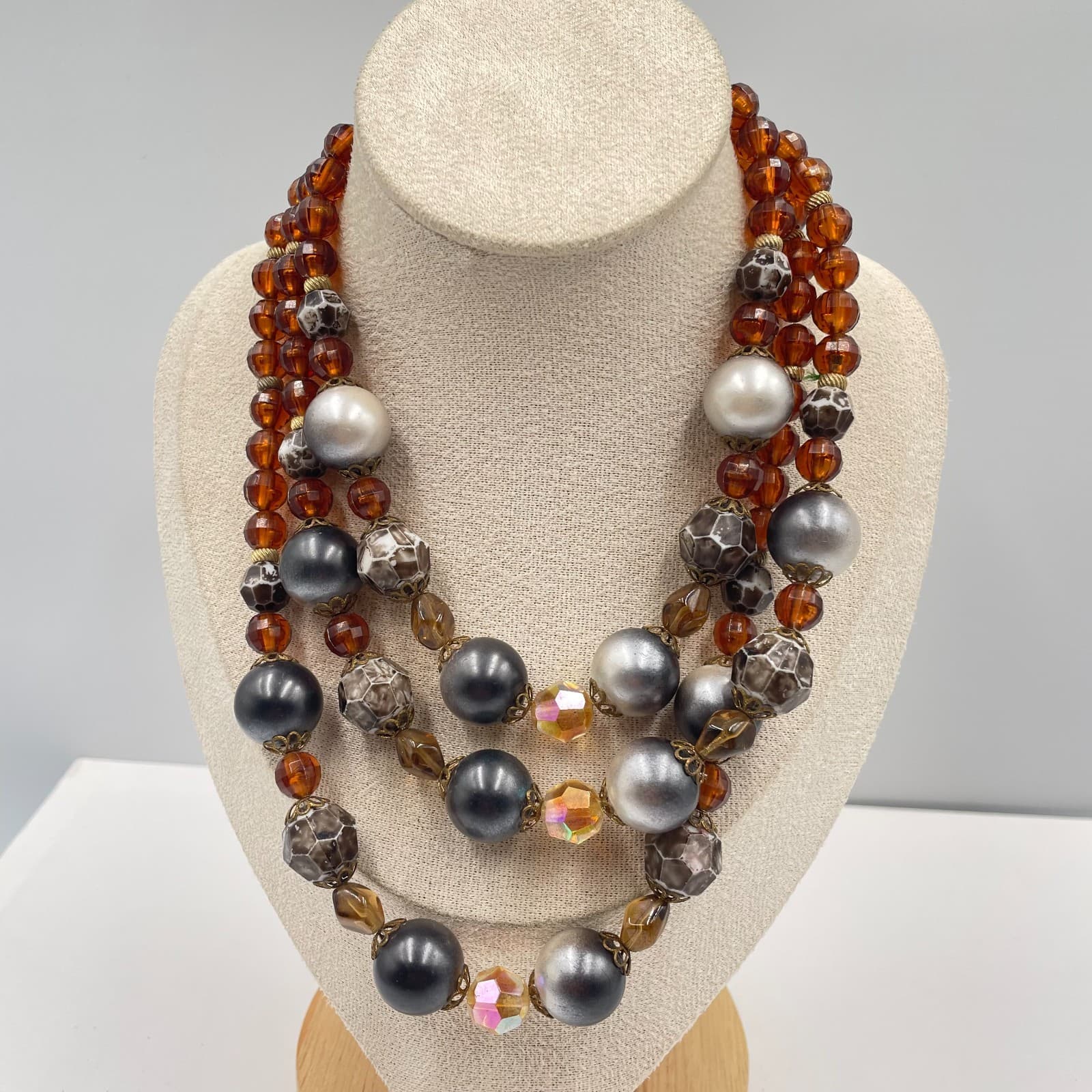 VTG Gold-Tone Amber-Color Faceted Bead Pearls Triple Strand Layered Bib Necklace