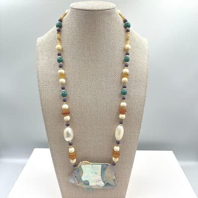Vintage Artisanal Multicolor Mother-of-Pearl Beggar Bead Fish Pendant Necklace