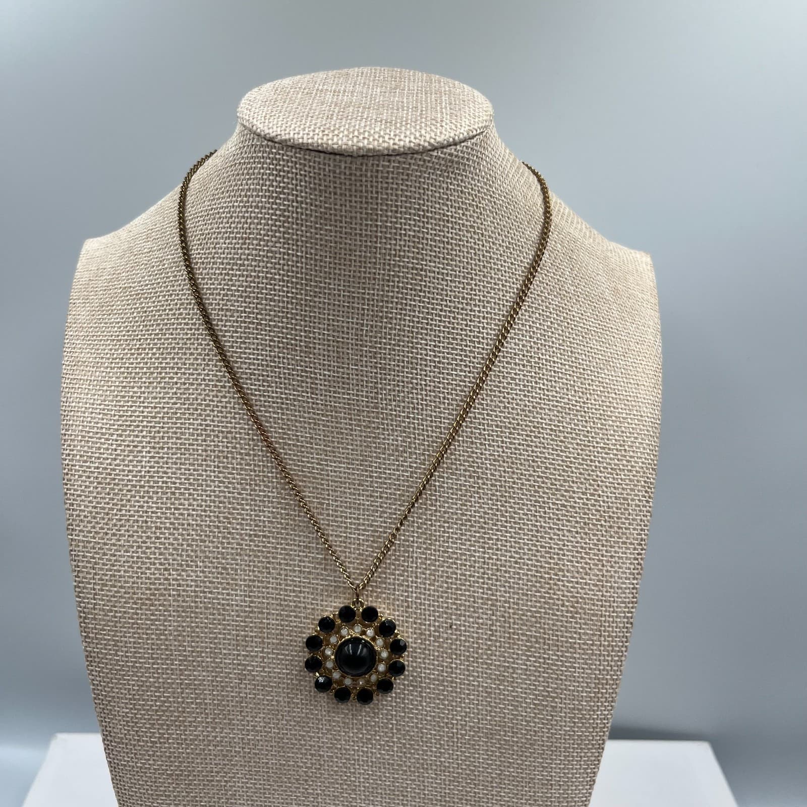 Vintage Black Flower Statement Necklace Rhinestone Pendant Silver Tone Retro 18”