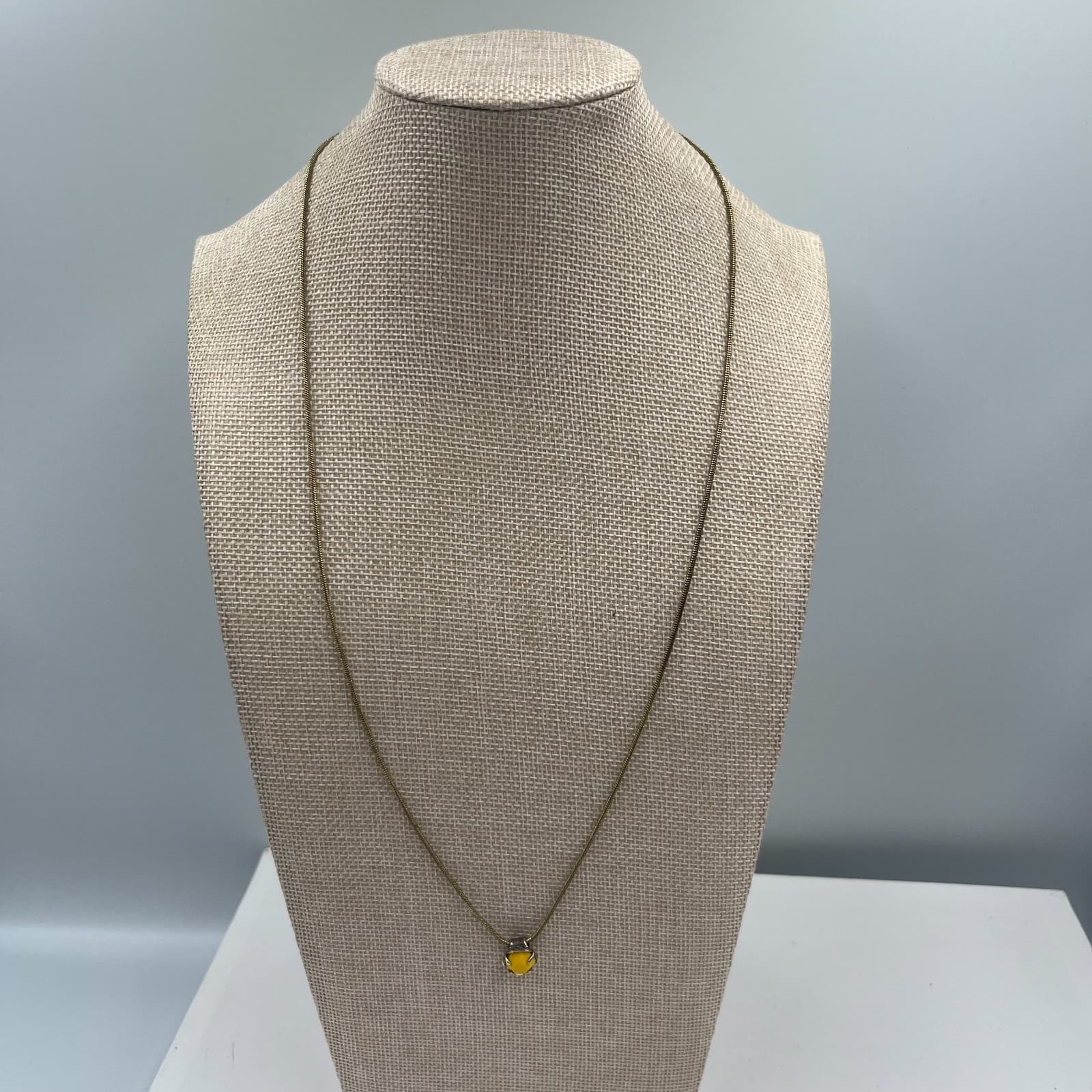 Vintage Gold Tone Snake Chain Necklace Yellow Topaz Glass Pendant MCM 18" Boho