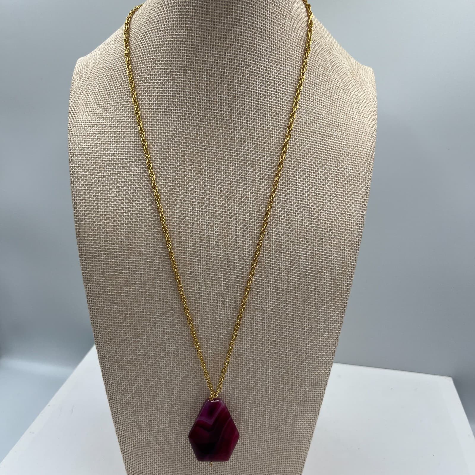 Vintage Purple Banded Agate Pendant Necklace Gold Tone Chain Boho Statement Ston