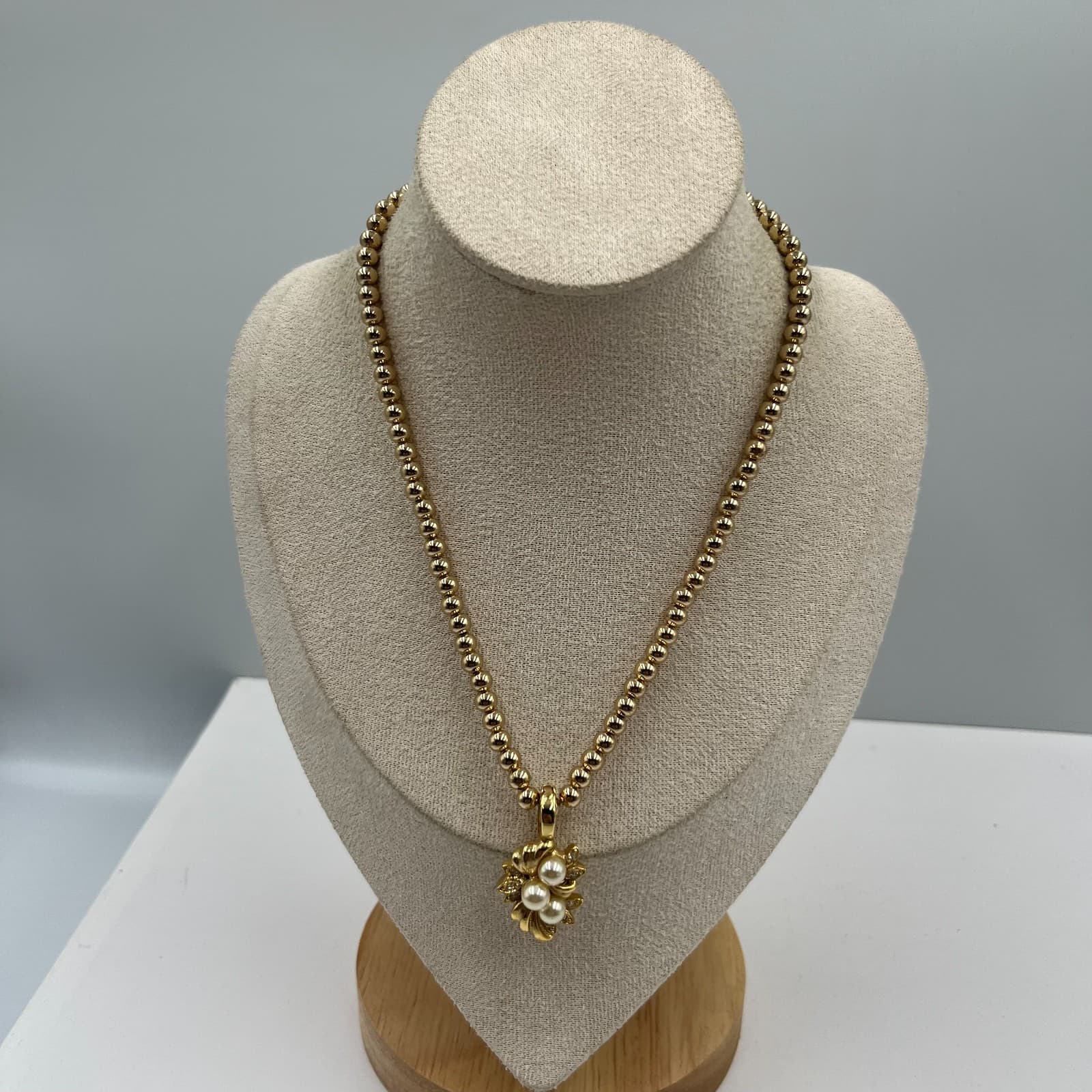 Vtg Gold Bead Flower Necklace With Pearl Accent Floral Pendant Estate Jewelry