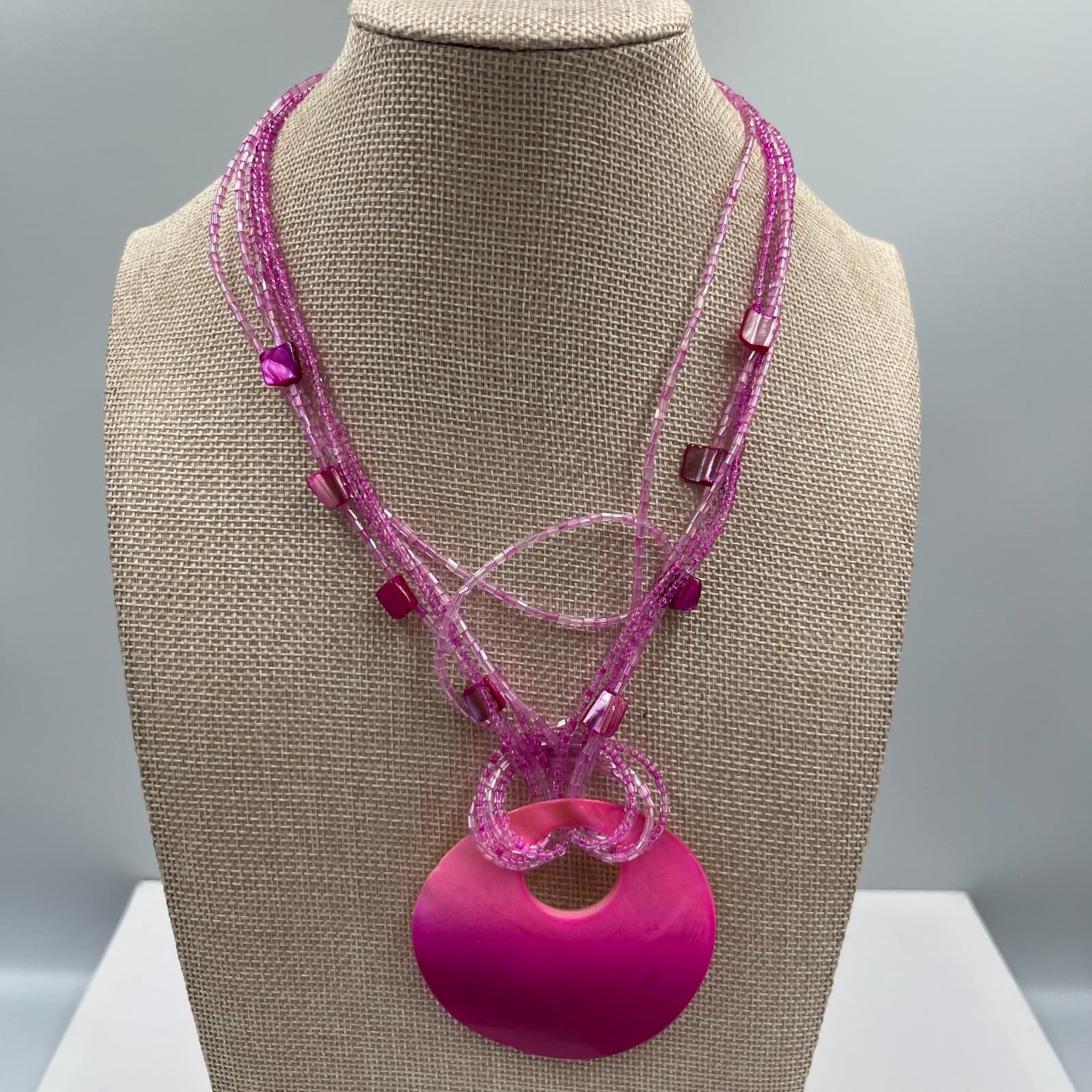 Vintage Pink Mother of Pearl Shell Pendant Necklace Multi Strand Seed Bead Boho