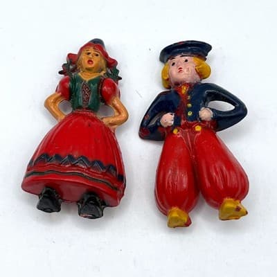 Vintage Dutch Boy Girl Hand Painted Brooch Pin Set Red Blue Costume Jewelry Pair