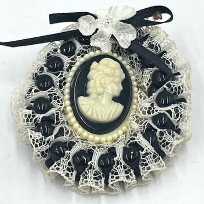 Victorian Style Cameo Brooch Pin Black & White Lace Ribbon Bead Detail Gold Box