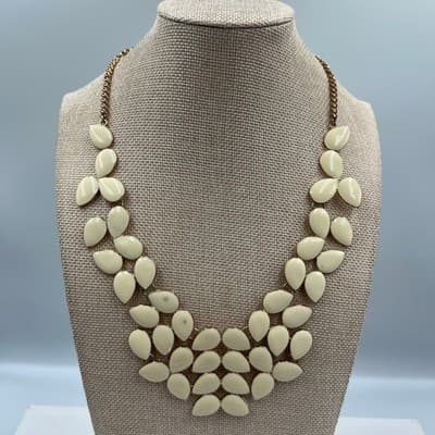 Vintage Chunky Amber Resin Heart Statement Necklace Silver Tone Geometric Boho