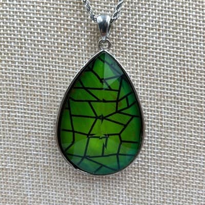 Vintage Green Mosaic Teardrop Pendant Necklace Silver Tone Rope Chain Boho Art