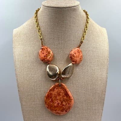 Worthington Bold Collection Statement Necklace Gold Tone Peach Mottled Stone New