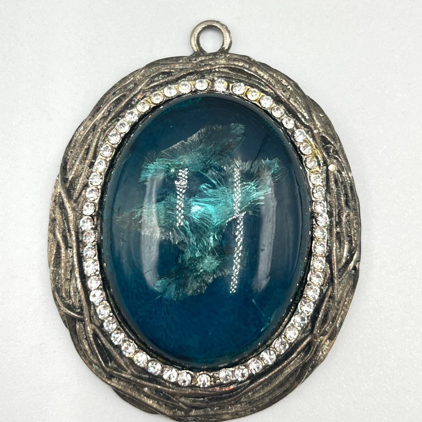 Vintage Retro Silver Tone Blue Foil Art Glass Cabochon Rhinestone Halo Pendant